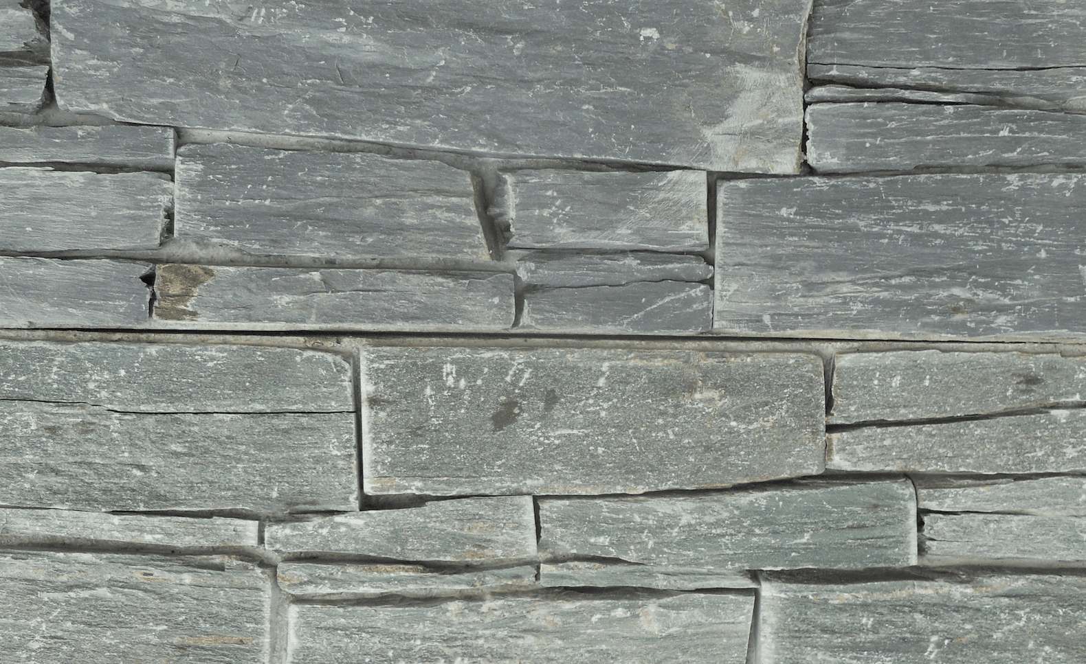 Black Shadow - Rough Cut Slate cheap stone veneer clearance - Discount Stones wholesale stone veneer, cheap brick veneer, cultured stone for sale