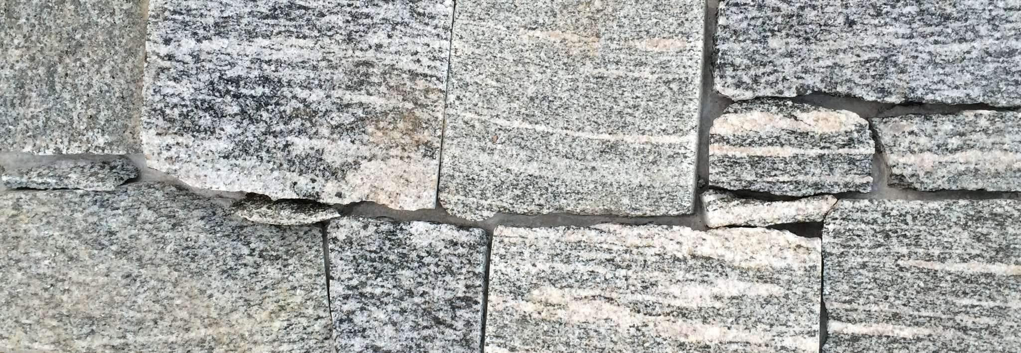 Mt. Summit - Rough Cut Slate cheap stone veneer clearance - Discount Stones wholesale stone veneer, cheap brick veneer, cultured stone for sale